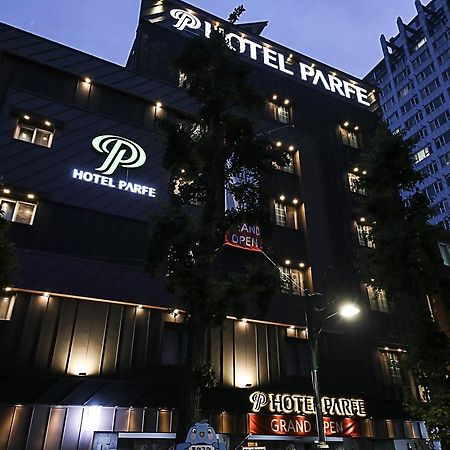 Hotel Parfe Cheonan Extérieur photo