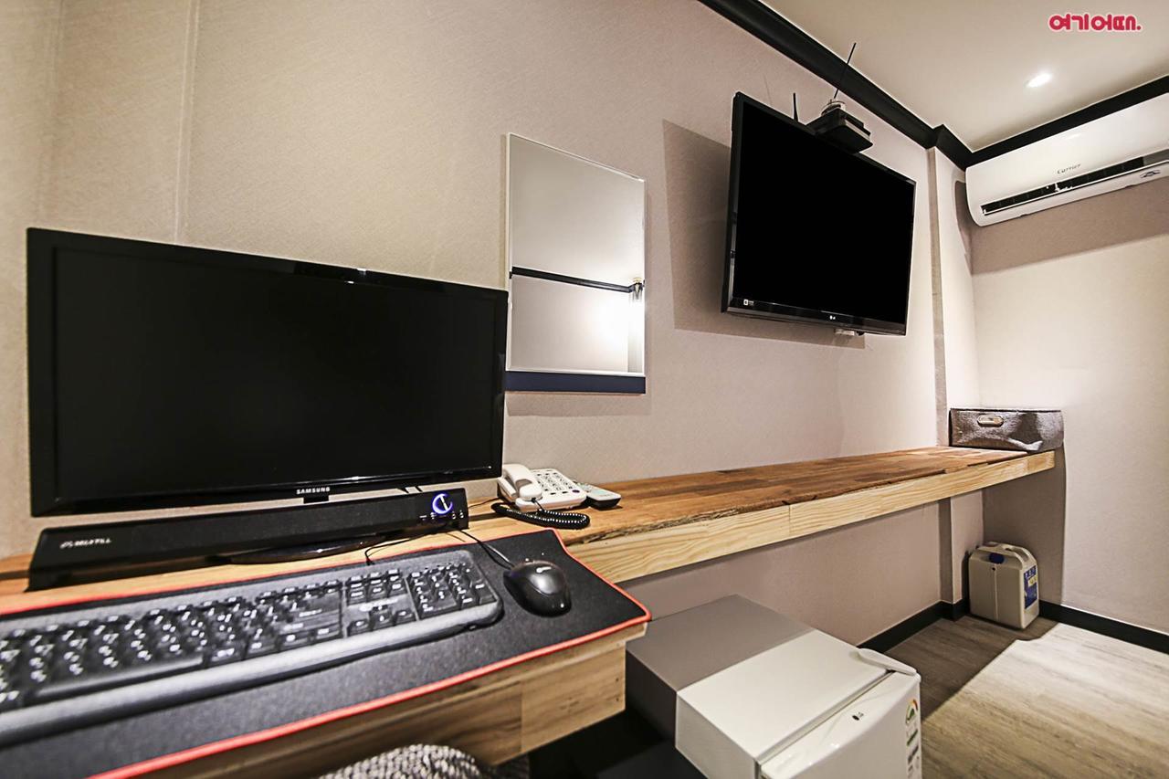 Hotel Parfe Cheonan Extérieur photo