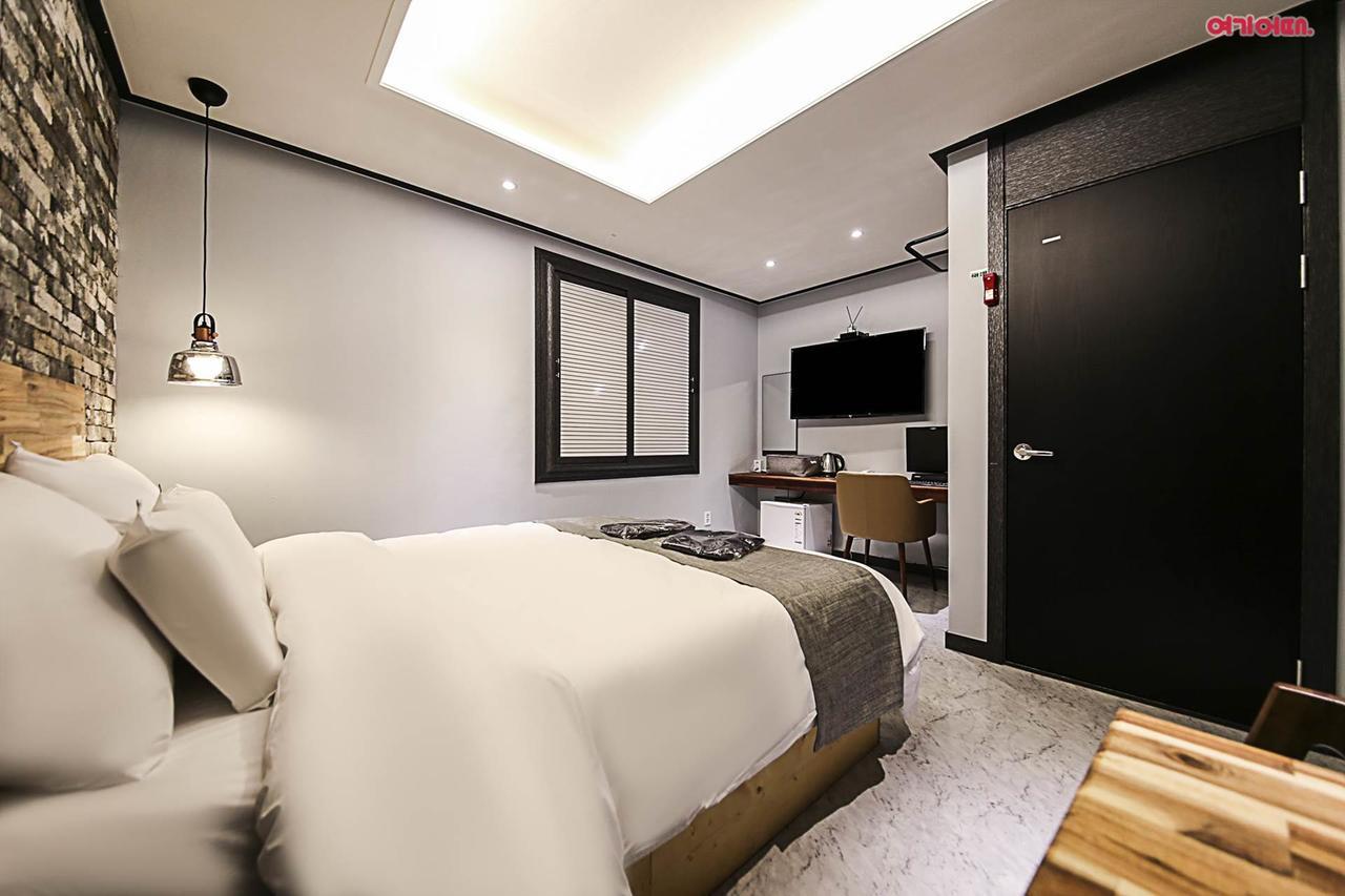Hotel Parfe Cheonan Extérieur photo
