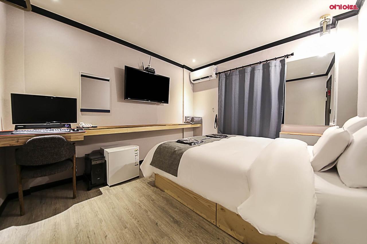 Hotel Parfe Cheonan Extérieur photo